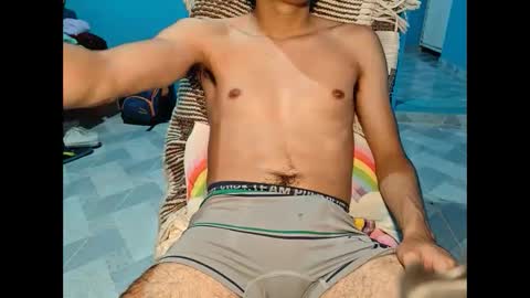 alessandrodmv online show from September 19, 6:17 am