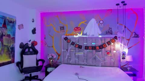 Alessia online show from October 25, 6:13 am