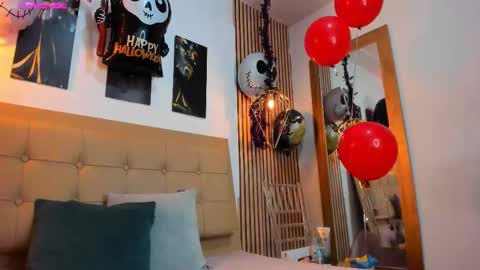 Aleszia online show from November 1, 12:00 am