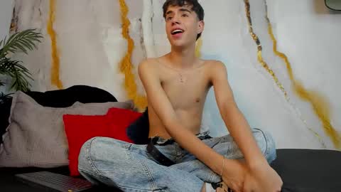 Snapshot of alex__fire_ chatting on September 9, 2:17 pm alex online show from September 9, 2:17 pm