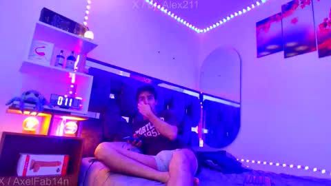 sneider online show from November 25, 11:09 am