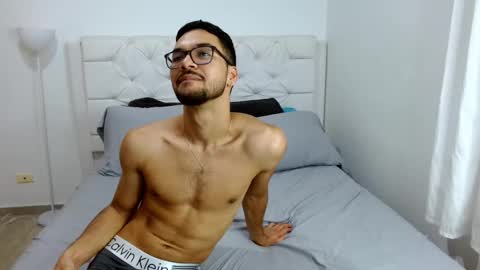 alex_jus1 online show from September 20, 1:41 am