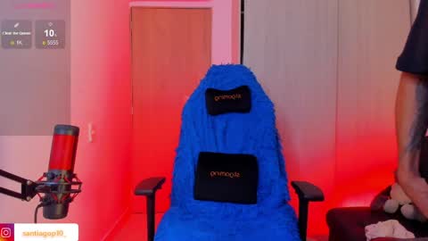 i am Alex online show from April 19, 2:56 am