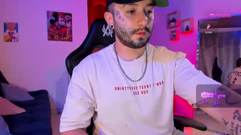 Alex online show from November 4, 10:11 pm