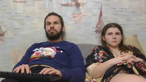 Alex and Sarah online show from March 19, 9:42 pm