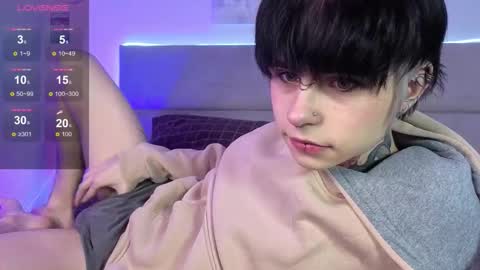 Alex Valley online show from March 1, 11:09 pm