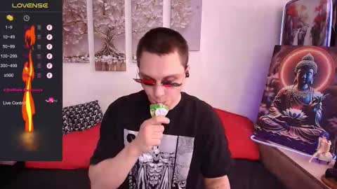 Alex WandHot online show from February 19, 7:51 am