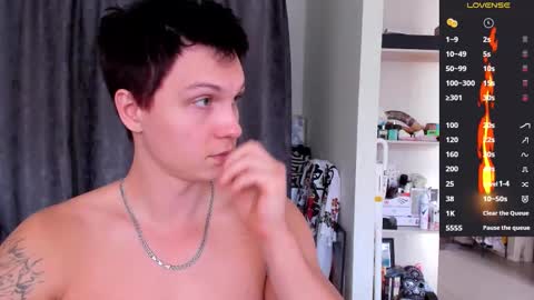 Alex WandHot online show from September 12, 8:16 am