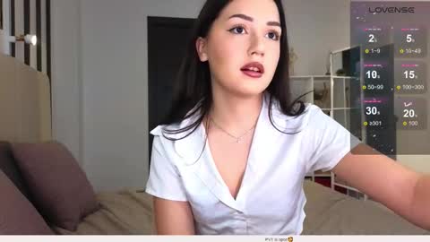 Alexa  dont forget to thumbs up me online show from October 16, 10:15 am