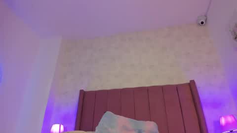 alexa__lopez online show from April 15, 8:06 am