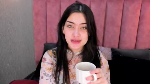 Alexa Thaylor online show from November 15, 1:24 pm