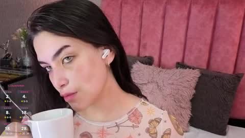 Alexa Thaylor online show from April 1, 4:04 pm