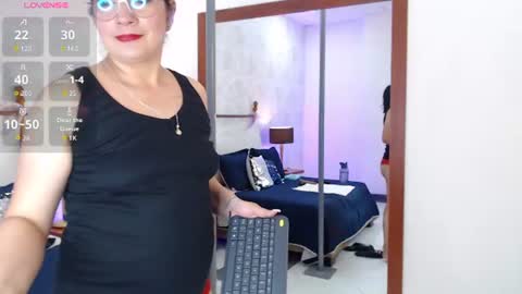Alexaa sanz online show from July 8, 6:00 pm