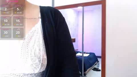 Alexaa sanz online show from July 7, 5:39 pm