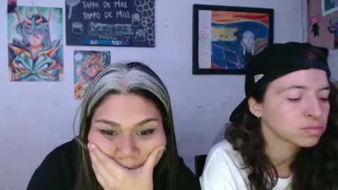 Snapshot of alexablu3 chatting on October 23, 1:40 am Alexa Blu3 online show from October 23, 1:40 am