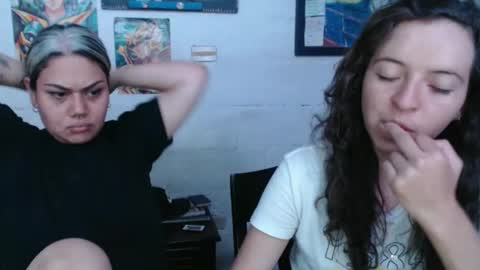 Snapshot of alexablu3 chatting on December 2, 9:01 pm Alexa Blu3 online show from December 2, 9:01 pm