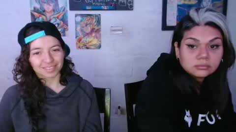 Snapshot of alexablu3 chatting on October 4, 2:09 am Alexa Blu3 online show from October 4, 2:09 am