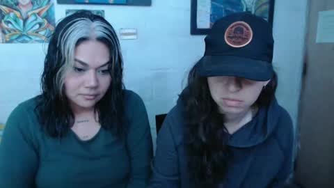 Snapshot of alexablu3 chatting on February 10, 1:24 am Alexa Blu3 online show from February 10, 1:24 am