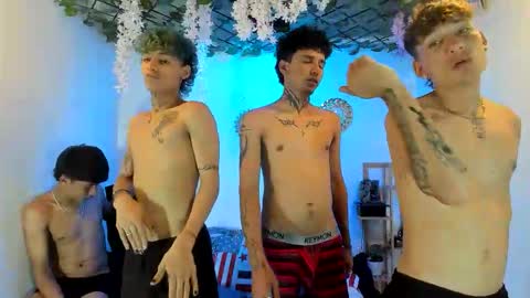 chicos hot online show from November 8, 9:07 pm