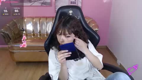 alexandra  online show from November 6, 8:56 pm