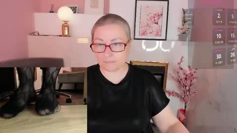 Alexandra online show from June 6, 9:09 pm
