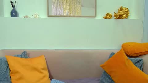 AlexandraBloom online show from October 8, 6:14 pm