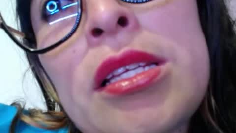 alexandrasaen online show from May 28, 2:09 am