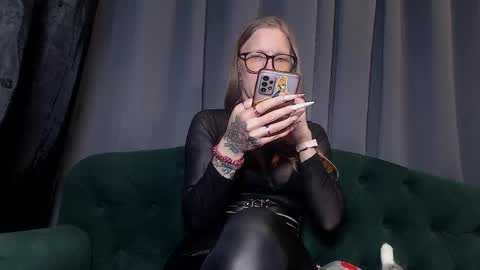 Alexandra online show from April 5, 4:48 pm