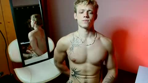 Alex Barczuk online show from May 19, 9:44 pm