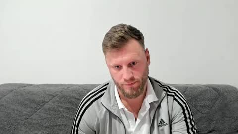 Snapshot of alexboy2022 chatting on December 19, 6:23 pm onlyfans..alexyno2022 online show from December 19, 6:23 pm