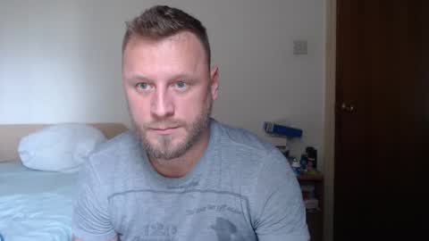 Snapshot of alexboy2022 chatting on September 15, 2:29 pm onlyfans..alexyno2022 online show from September 15, 2:29 pm