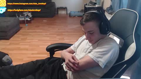 Alex online show from October 21, 2:10 pm