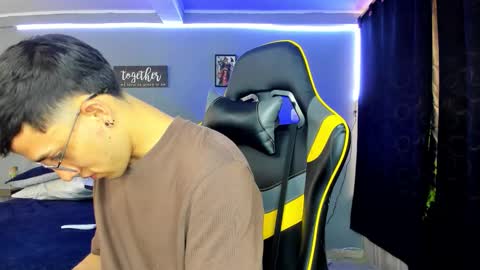 alexgiraldo__ online show from September 12, 12:40 pm