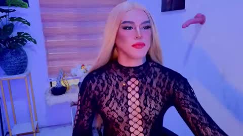 alexgrayanx online show from November 18, 6:49 am