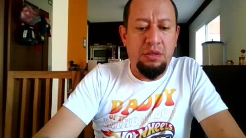 Alex Gua online show from February 15, 7:34 pm