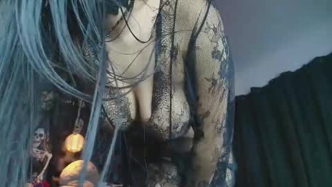 Alex online show from November 13, 6:43 pm