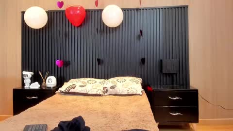 Alexiaa  Online 1430 to 2100 GMT-5 online show from February 23, 10:06 am