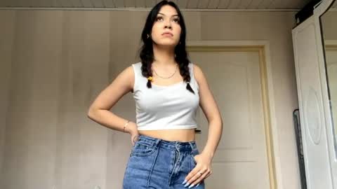 Emila online show from April 13, 1:26 pm