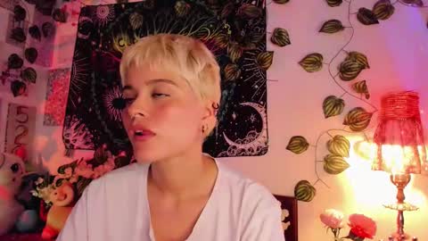 Alex online show from January 18, 9:24 pm