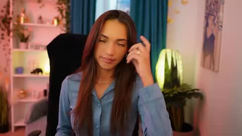 Alexis online show from October 1, 1:32 pm