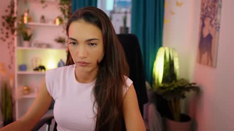 Alexis online show from September 25, 1:07 pm