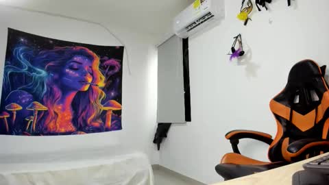 ALEXJ BLACK online show from October 13, 4:31 pm