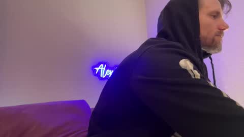 Alex Mann online show from November 30, 6:15 pm