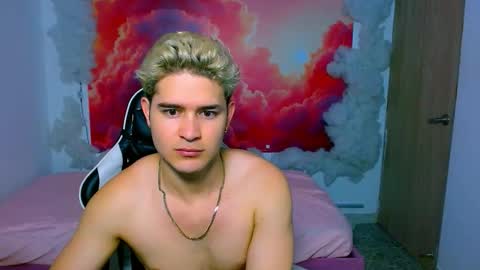 Alex online show from November 28, 8:05 pm
