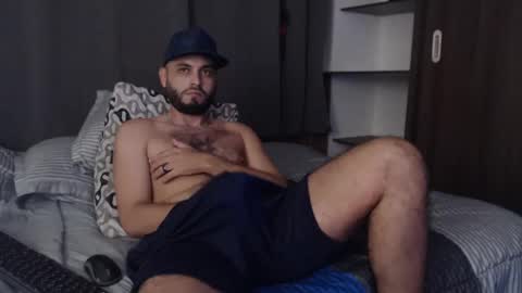 alexxx1106 online show from December 7, 3:53 am