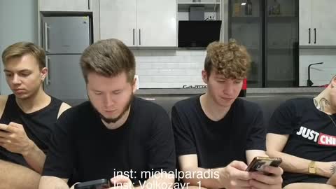 AlexDimaIgor online show from April 18, 7:58 pm