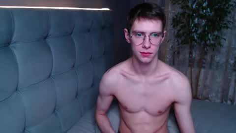 Alfie online show from December 15, 7:59 am