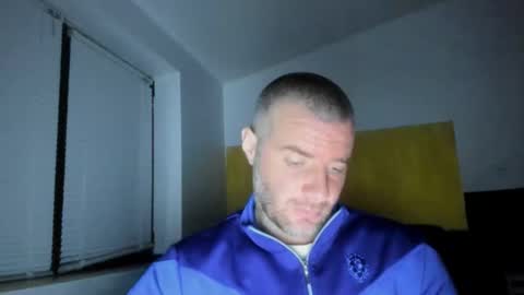 alfiesolomons87 online show from April 9, 8:14 pm