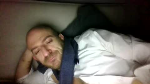 Edgarrrdd1021 online show from April 15, 4:49 am