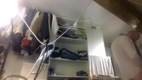 Edgarrrdd1021 online show from April 15, 7:58 pm